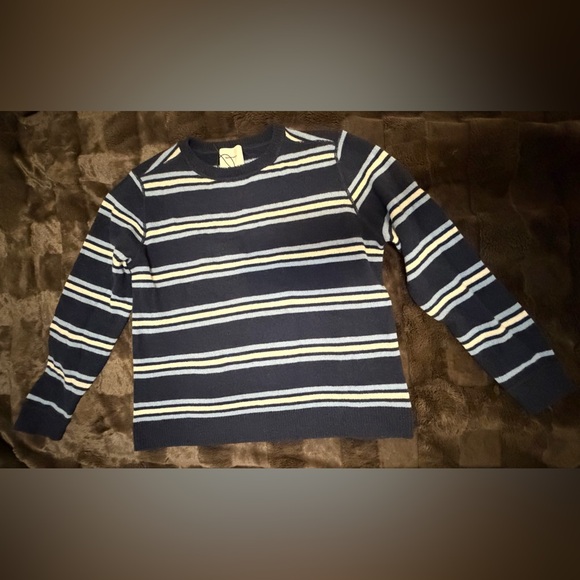 Reformation Cashmere boyfriend sweater Navy and White Stripe - Picture 4 of 4